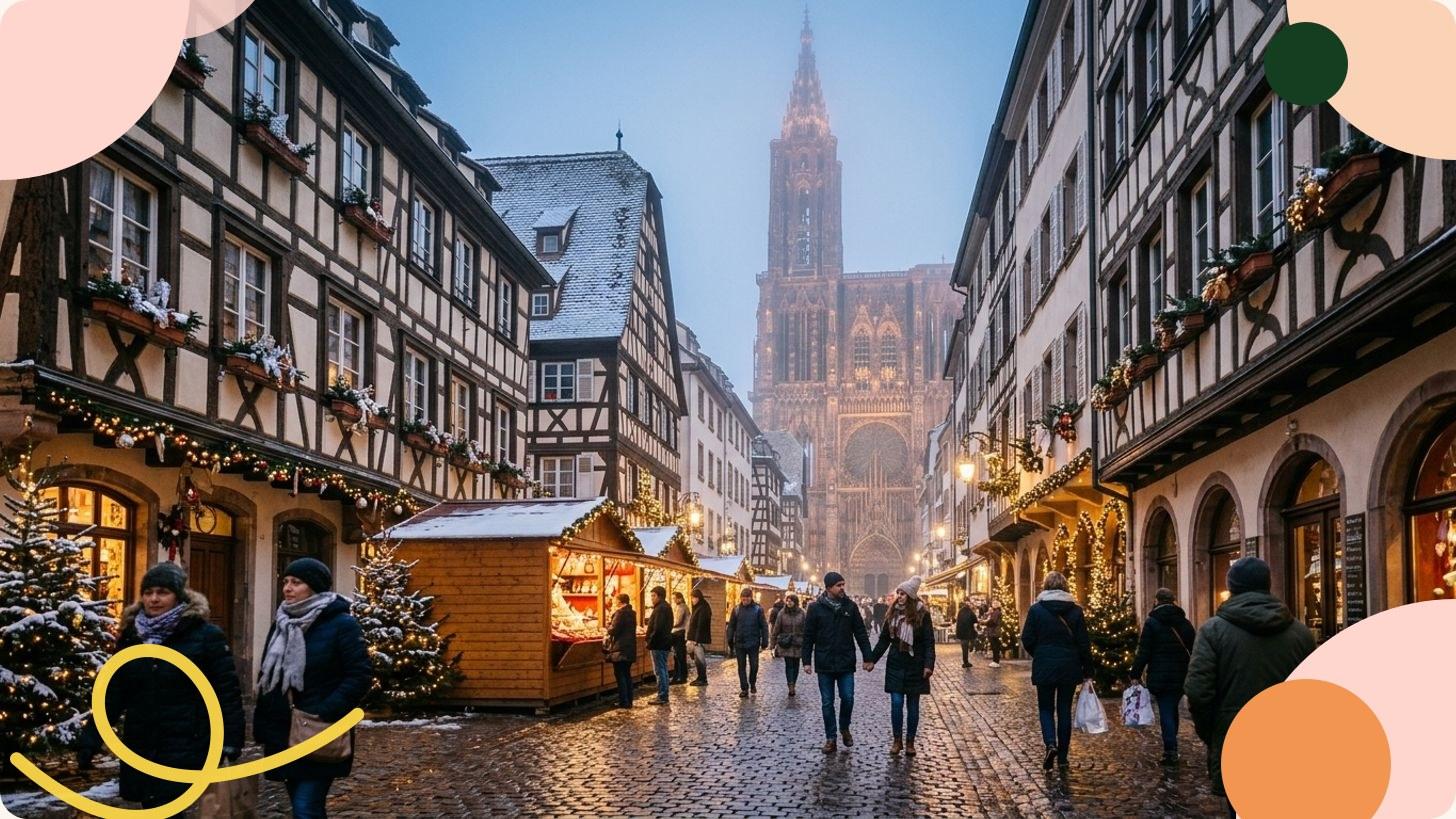 Ville européenne illuminée pour Noël avec décorations de fêtes et marché hivernal