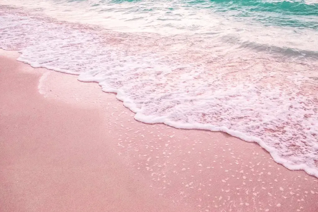 pink sand Bahamas