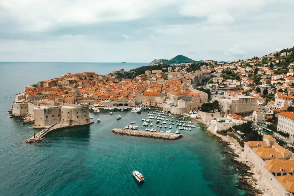 spencer-davis-fWtJvFqyUQQ-unsplash Dubrovnik