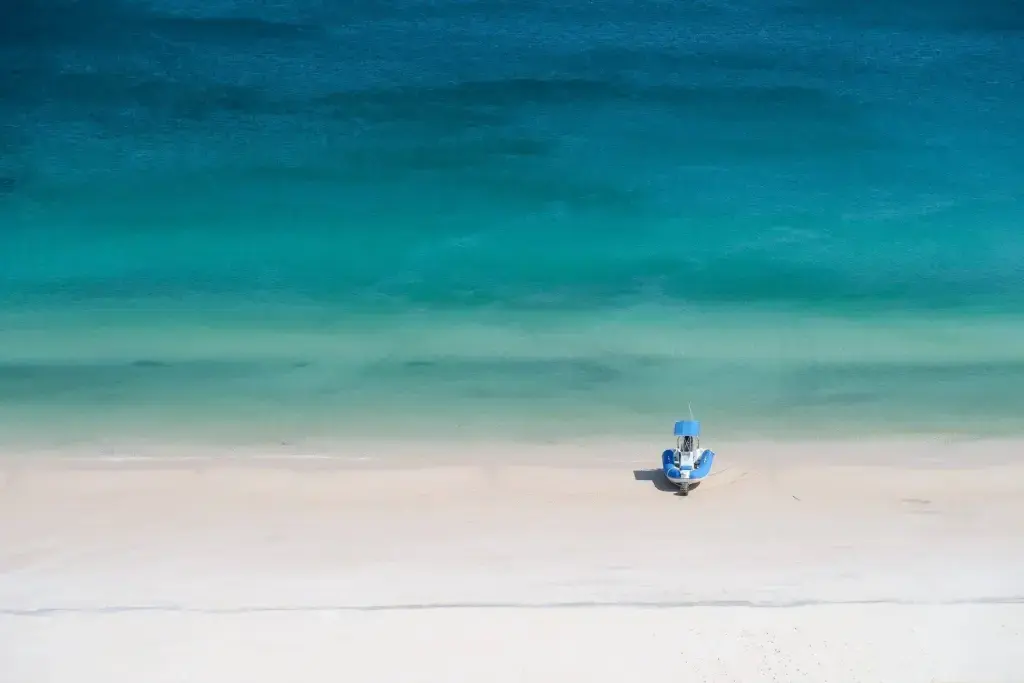 sylvain-cleymans-c6T0bB4f0Lw-unsplash