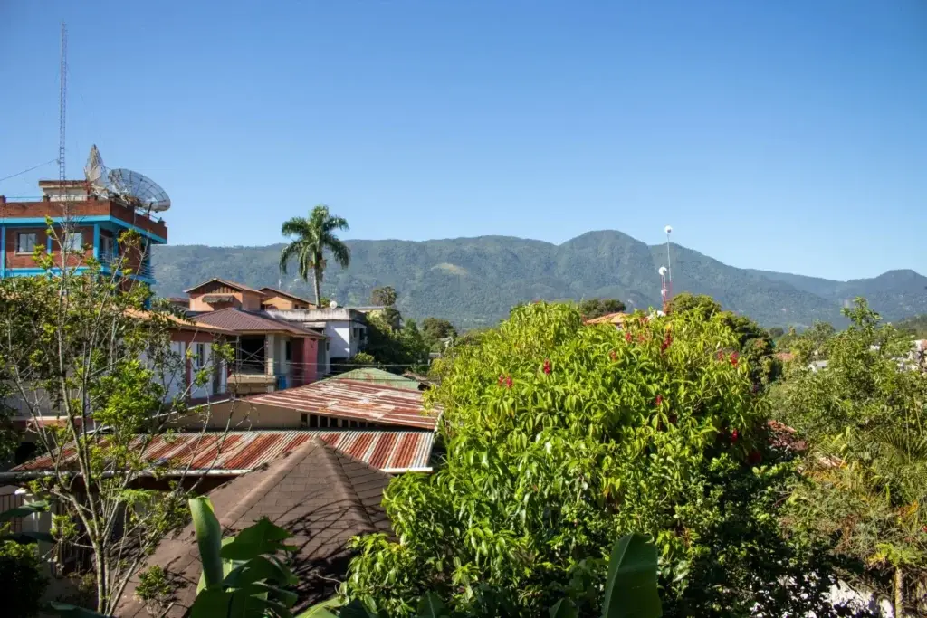 ray-graciano-lGr7ClmA_UM-unsplash