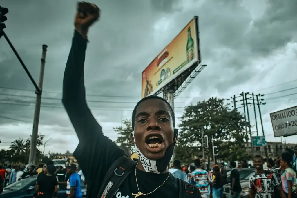emmanuel-ikwuegbu-ceawFbpA-14-unsplash