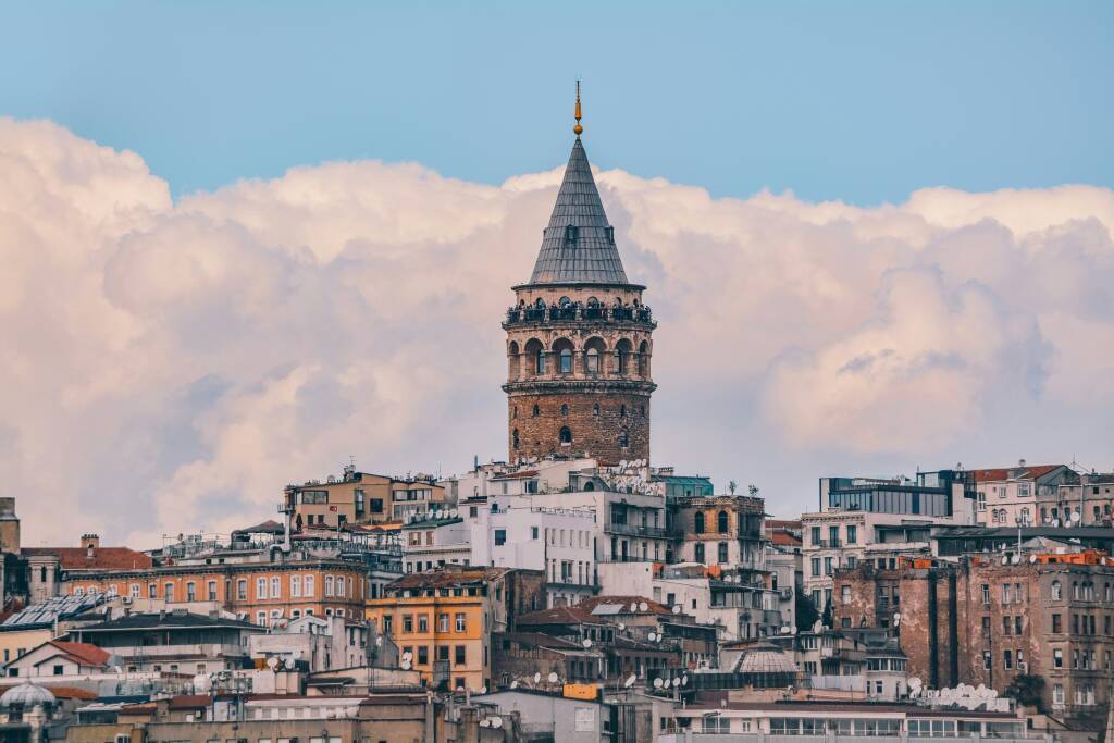osman-koycu-T3jvNXWWpy0-unsplash