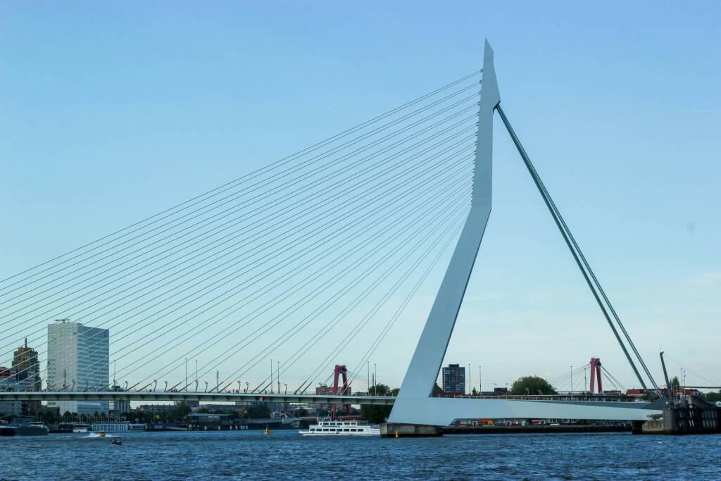 micheile-henderson-Lt6yjrvAzu4-unsplash